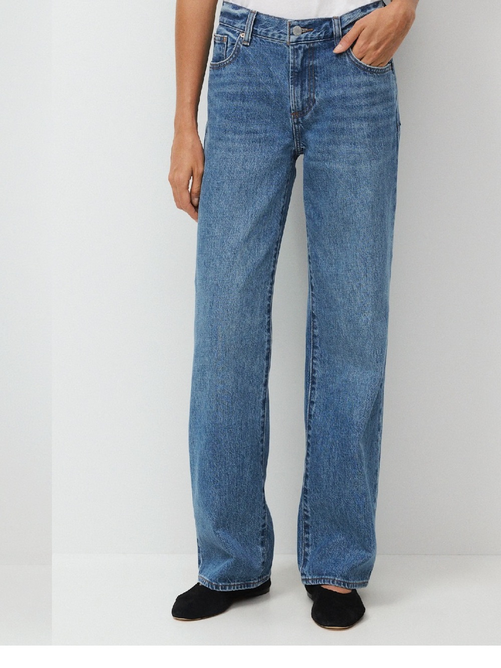 Aritzia Light Blue Wide-Leg Jeans